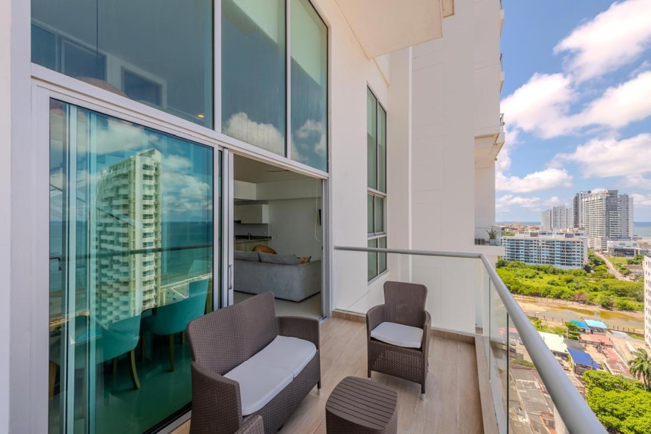 Por Apartment *